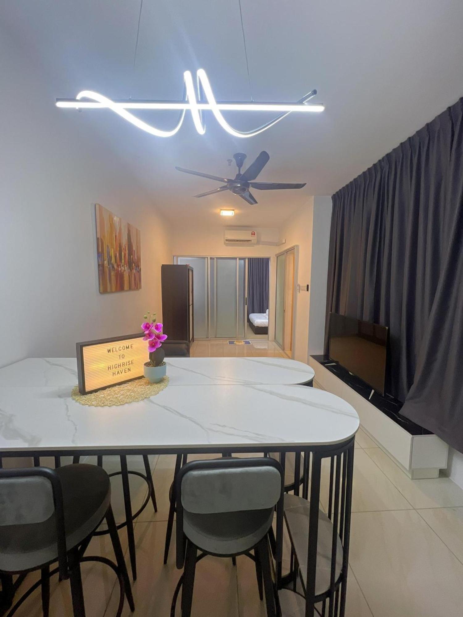 Apartment Highrise Haven